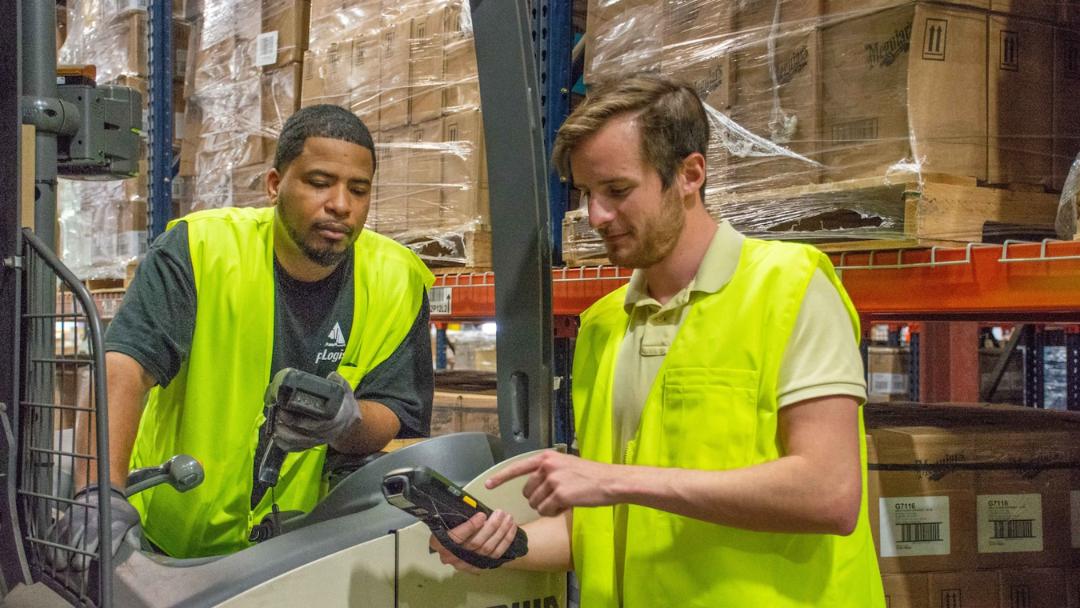 Why people love working in a warehouse | Employbridge